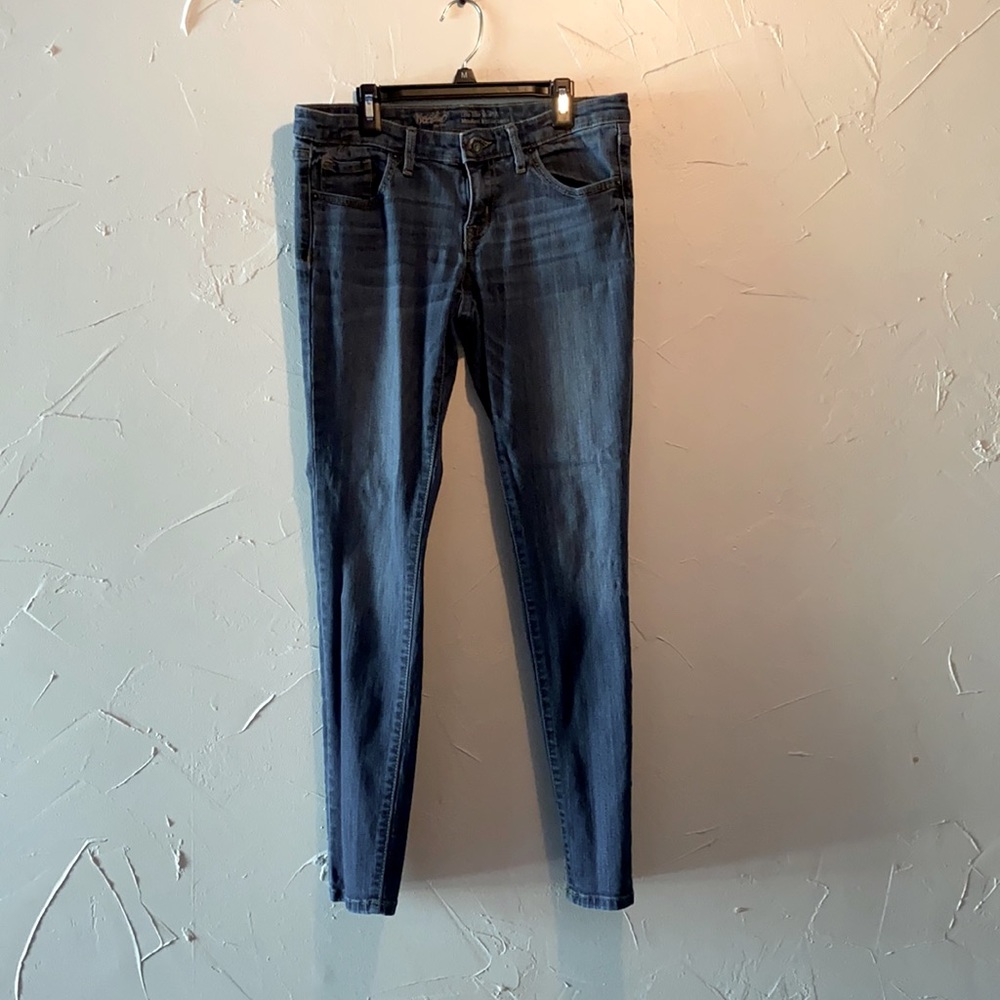 Women’s mossimo skinny jeans low rise